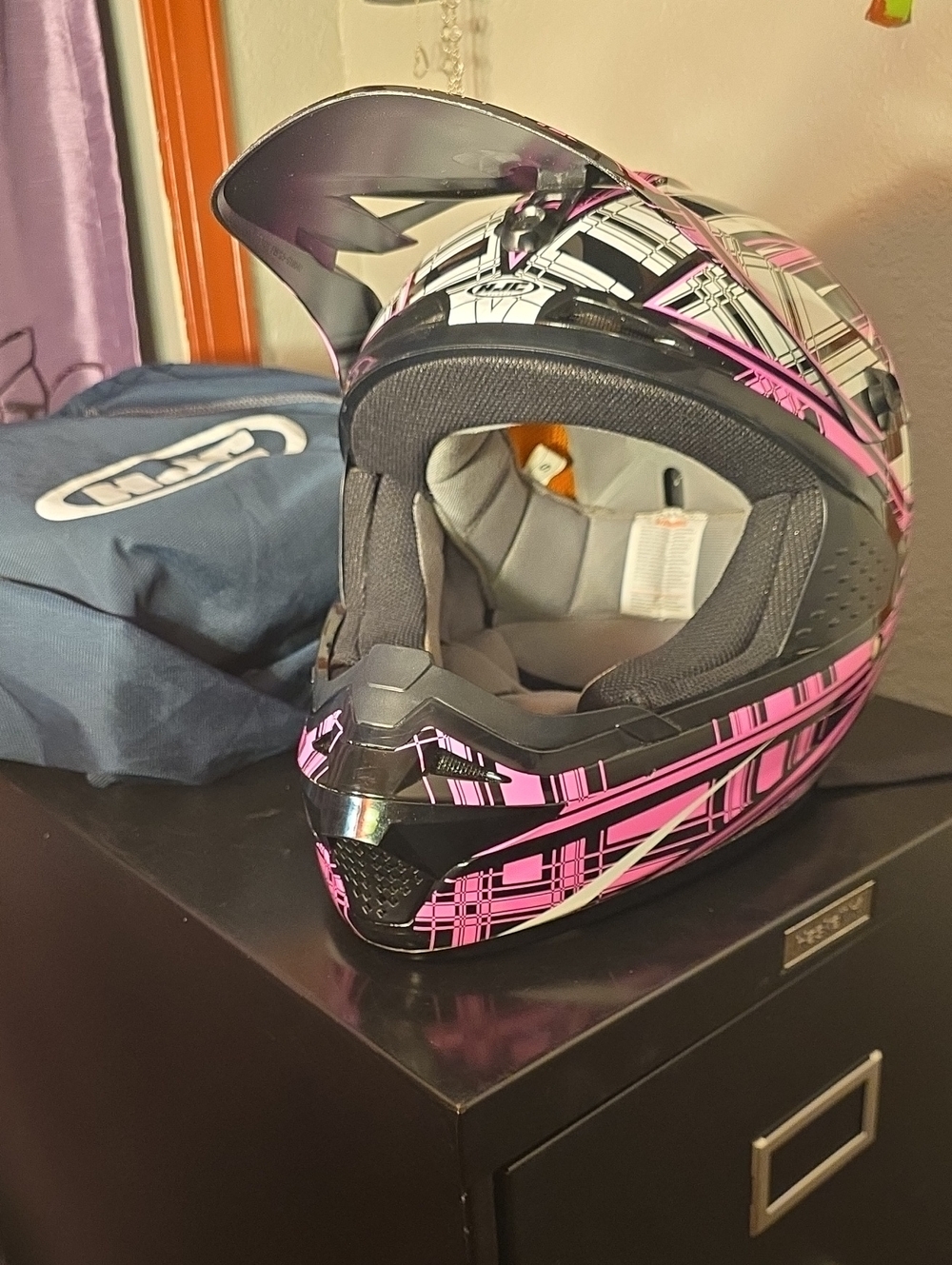 Full-Face Women's Pink & Black Motocross Helmet